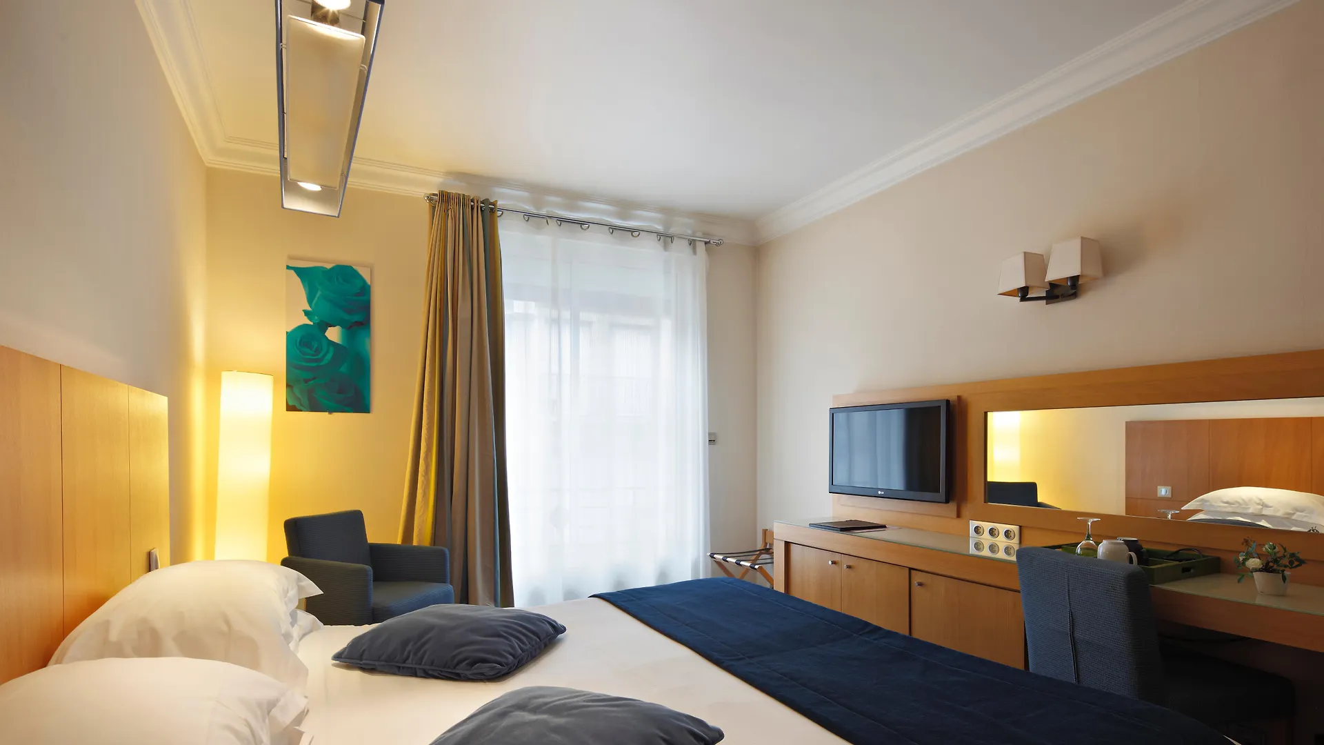 Hotel Westside Arc De Triomphe Paris