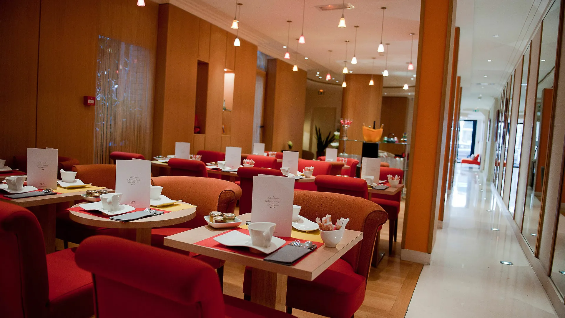 Westside Arc De Triomphe Otel Paris